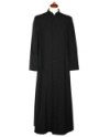 sotana negra sacerdote