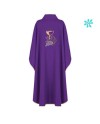 Casulla morada bordada Caliz con hojas de parra